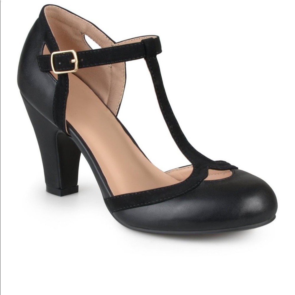 Journee Collection Olina Women’s Mary Jane Heels